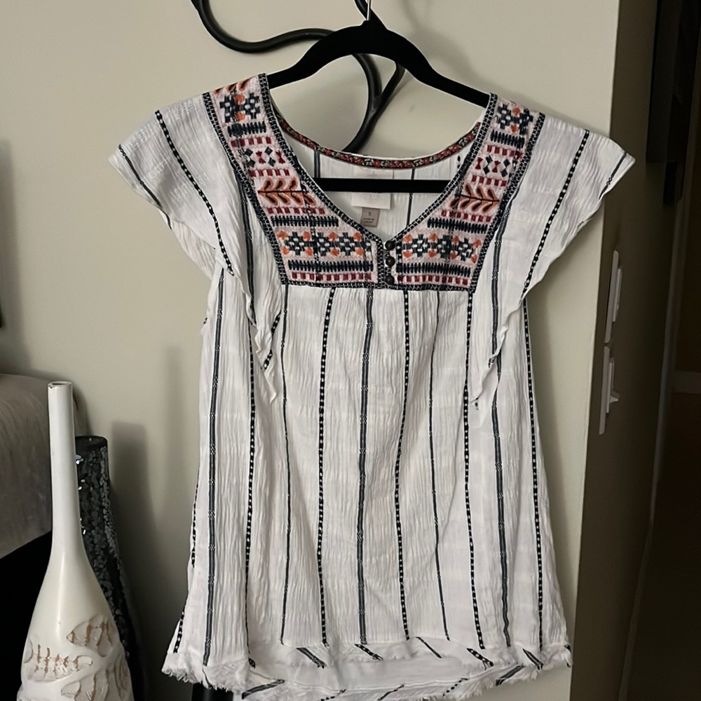 Knox Rose boho top with embroidered detail